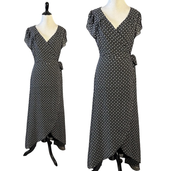 Free People Dresses & Skirts - Vintage 90s Dainty Free People True Wrap Midi Dress in Printed Black Size Small
